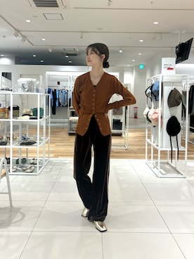 「アイテム（バレエシューズ）」を使った、rinaさん（レディース・168cm）の秋コーディネート