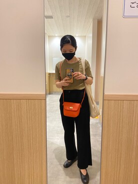 「ショッピング」｜「アイテム（スラックス）」を使った、mayugeさん（レディース・158cm）の秋コーディネート