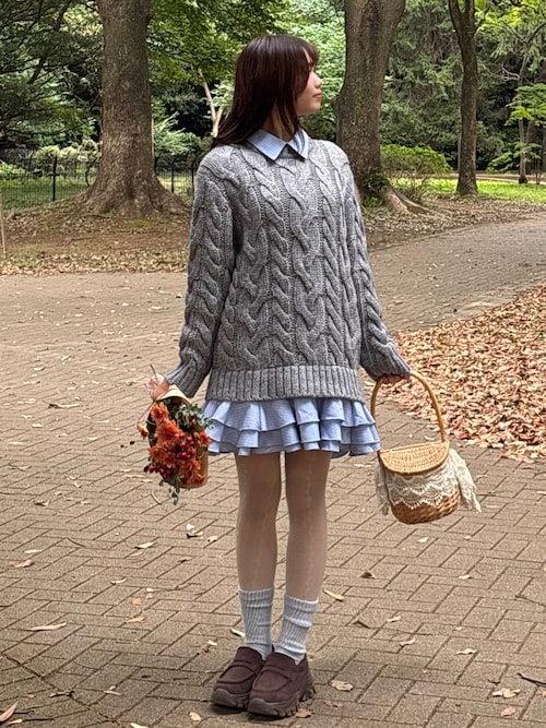 フリルレイヤードケーブルニット（ニット/セーター）｜Olu