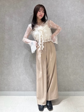 「archives（アルシーヴ）のアイテム（スラックス）」を使った、samayuさん（レディース・157cm）の春コーディネート
