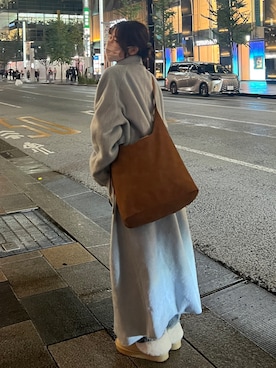 「アイテム（ステンカラーコート）」を使った、samayuさん（レディース・157cm）の秋コーディネート