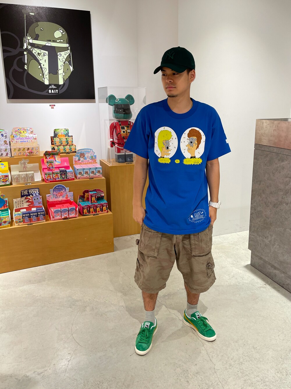 「BAIT、ビーバスアンドバットヘッド、baitme、夏、今日のコーデ」｜「BAITのBAIT ベイト MTV BEAVIS AND BUTTHEAD x GONDEK FACE OFF TEE 207-BAB-TEE-005（Tシャツ/カットソー、ブルー系）」を使った、kazさん（メンズ・172cm）の夏コーディネートの1枚目の写真