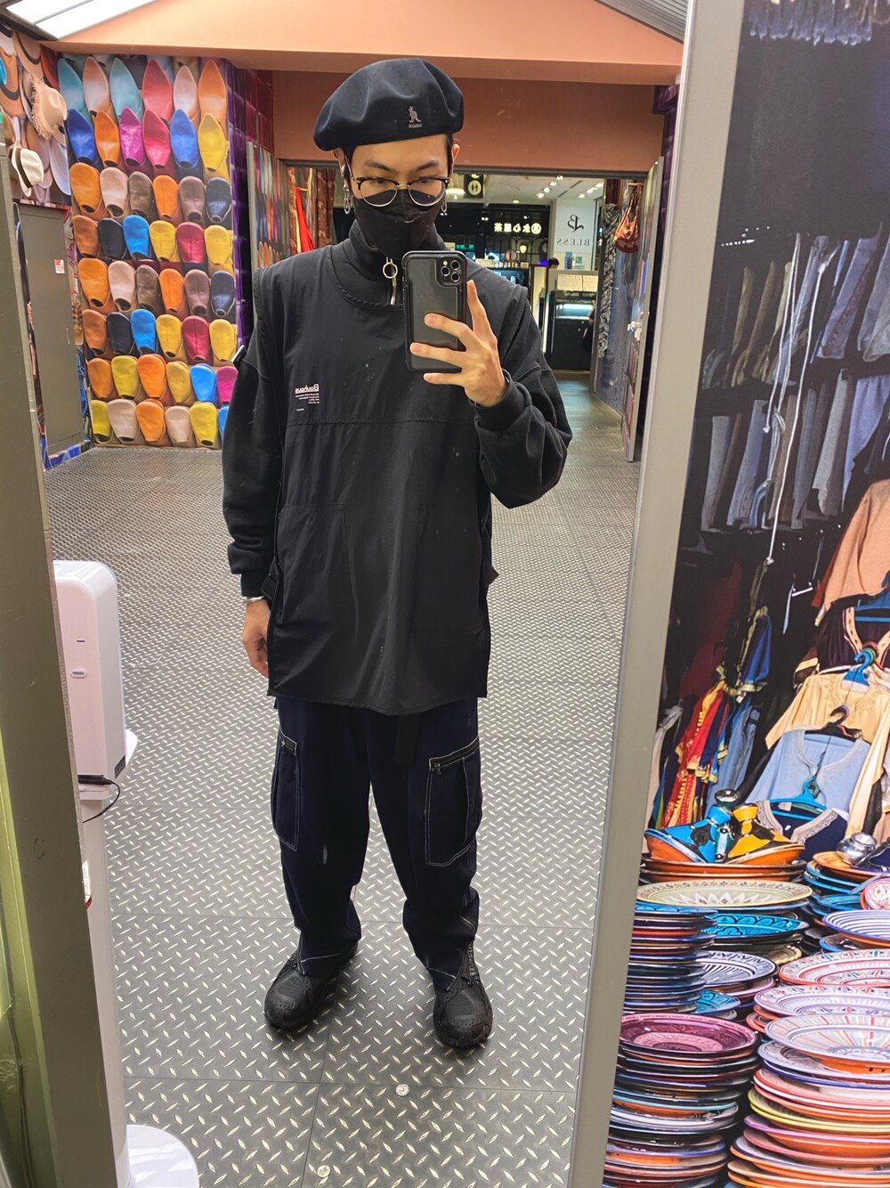 「ootd、outfit、街頭穿搭、休閒、oversize、reebok、KANGOL、fashion、black、日系極簡、大人カジュアル、大人コーデ、大人ガーリー、休日スタイル、休日コーデ」｜「KANGOLのアイテム（ハンチング/ベレー帽、ブラック系）」を使った、ctboi さん（メンズ・175cm）の冬コーディネートの1枚目の写真