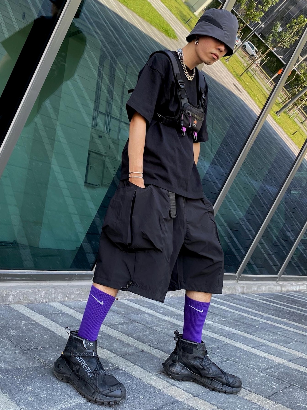 「Taiwan、NIKE、街頭穿搭、休閒、outfit、休日スタイル、休日コーデ、春コーデ、春、春夏コーデ、古着、古着MIX、大人カジュアル、大人コーデ、大人ガーリー」｜「prototypeのアイテム（キャップ、グレー系）」を使った、ctboi さん（メンズ・175cm）の夏コーディネートの1枚目の写真