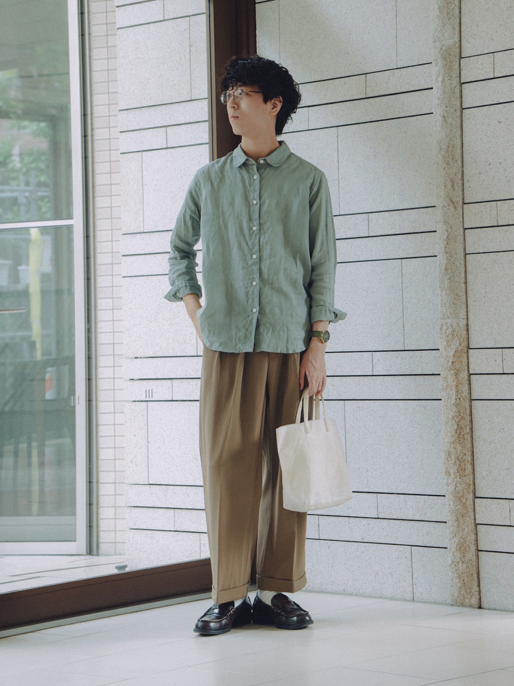 風、抜ける”トロピカル リネンシャツ/長袖/ネイビー | Factelier