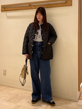 「スパンコール」｜「アイテム（ブルゾン）」を使った、イワナガさん（レディース・162cm）の秋コーディネート