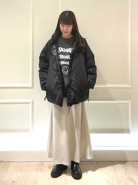 「バンドT」｜「アイテム（ダウンジャケット/コート）」を使った、イワナガさん（レディース・162cm）の秋コーディネート