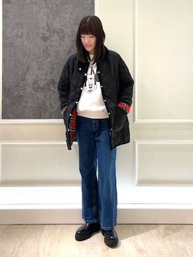 「ディズニー」｜「アイテム（ブルゾン）」を使った、イワナガさん（レディース・162cm）の秋コーディネート