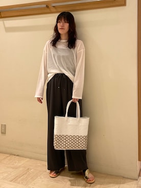 「オフィススタイル」｜「アイテム（キャミソール）」を使った、イワナガさん（レディース・162cm）の夏コーディネート