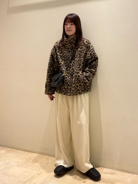 「アイテム（サンダル）」を使った、イワナガさん（レディース・162cm）の冬コーディネート