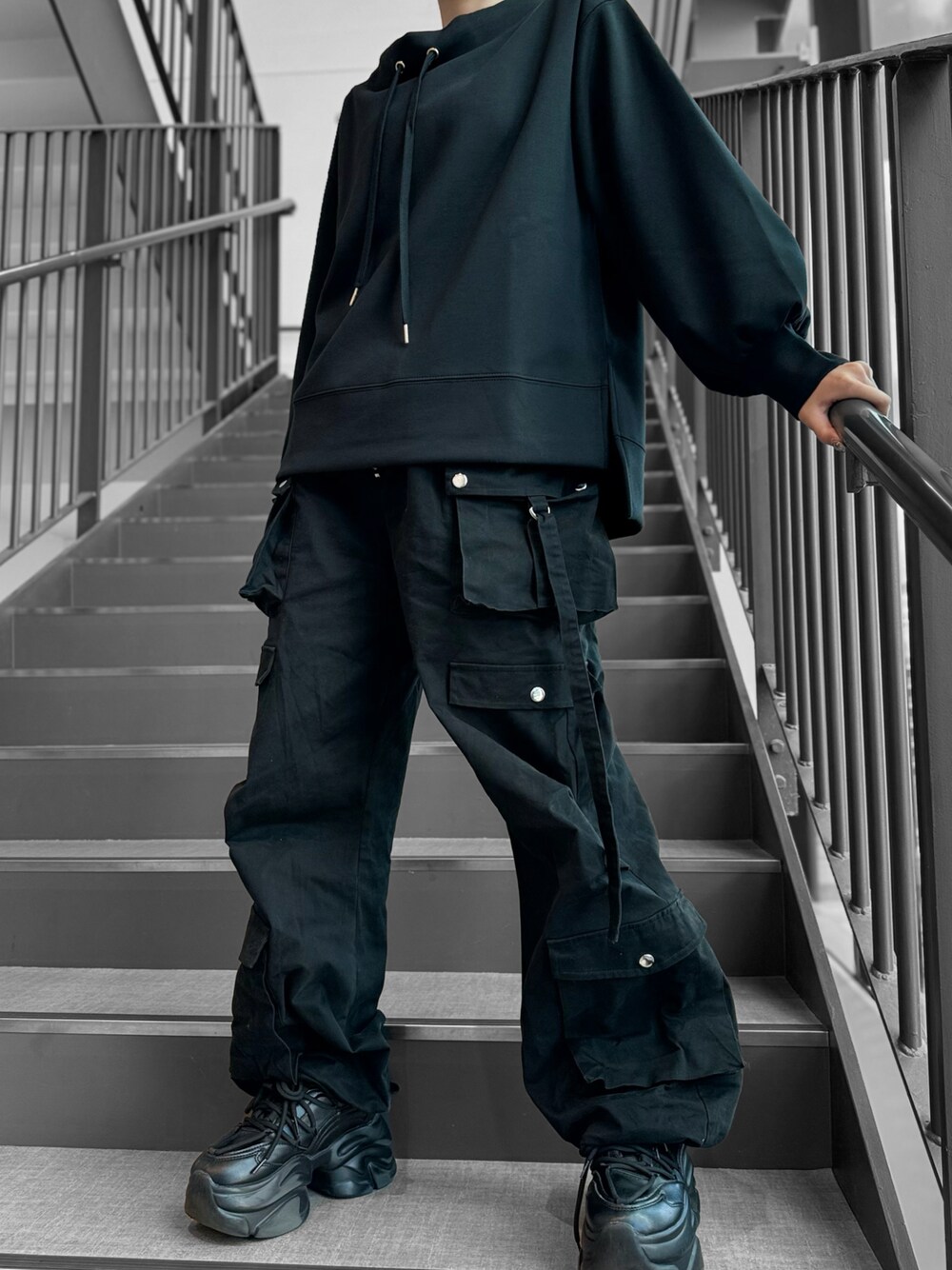 🎧｜MELT THE LADYのカーゴパンツを使ったコーディネート - WEAR 