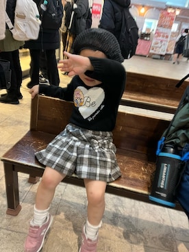「BeBe（ベベ）のアイテム（スカート）」を使った、utottoさん（キッズ・90cm）の夏コーディネート