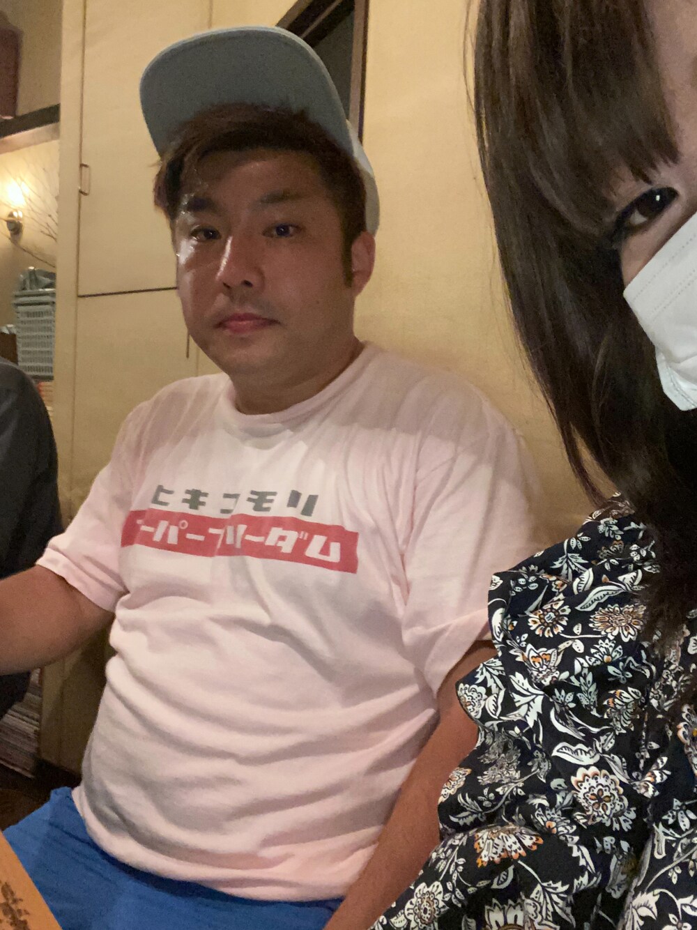 「後輩とJazz喫茶で茶。」｜「NEW BALANCEのアイテム（キャップ、シルバー系）」を使った、ファイトマちゃんさん（メンズ・164cm）の夏コーディネートの1枚目の写真