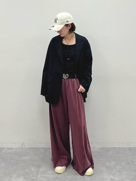 「アイテム（スウェットパンツ、レッド系）」を使った、なっつさん（レディース・164cm）の夏コーディネート