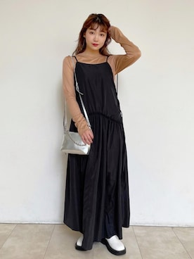 「アイテム（トップス、ブラウン系）」を使った、ADAM ET ROPE' STAFFさん（レディース・152cm）の冬コーディネート