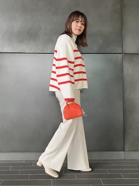 「アイテム（バッグ、オレンジ系）」を使った、ADAM ET ROPE' STAFFさん（レディース・160cm）の冬コーディネート