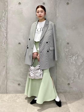 「アイテム（テーラードジャケット）」を使った、ADAM ET ROPE' STAFFさん（レディース・157cm）の冬コーディネート