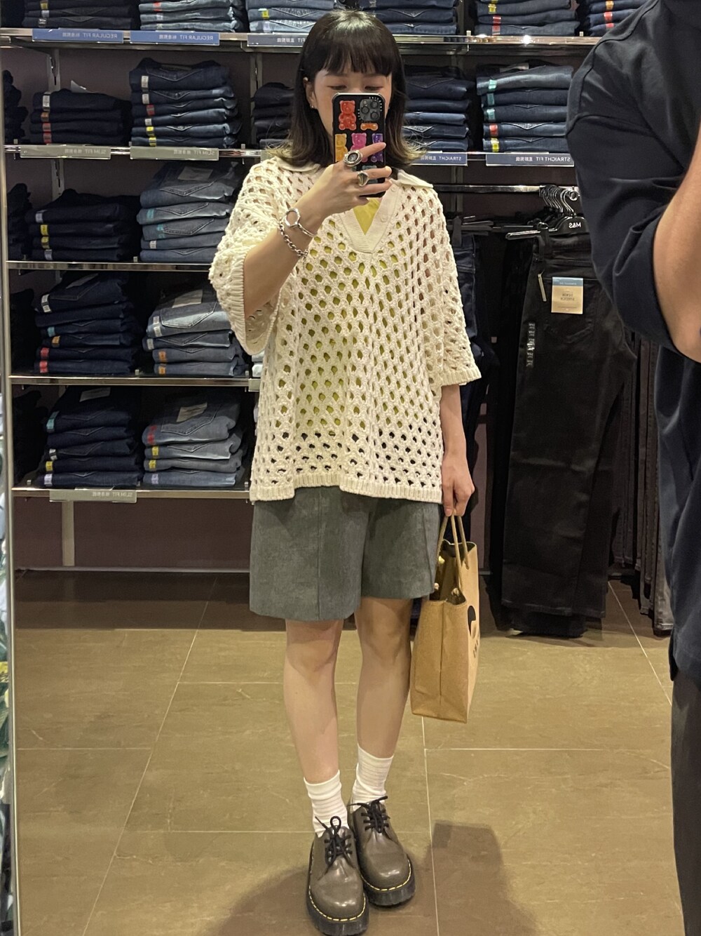 「シンプルスタイル、夏」｜「Ray BEAMSのRay BEAMS / ピンタック ショートパンツ（その他パンツ、グレー系）」を使った、Jacobgorさん（レディース・155cm）の夏コーディネートの1枚目の写真