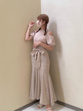 「one after another NICE CLAUP（ワンアフターアナザーナイスクラップ）のバックレースアップ肌見せ肩あきニット（ニット/セーター、ベージュ系）」を使った、MOEKA(イエベ春/骨格ナチュラル)さん（レディース・157cm）の夏コーディネート