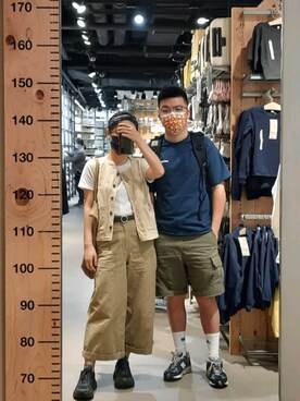 「hokaのアイテム（スニーカー、ブラック系）」を使った、peikさん（レディース・153cm）の秋コーディネート
