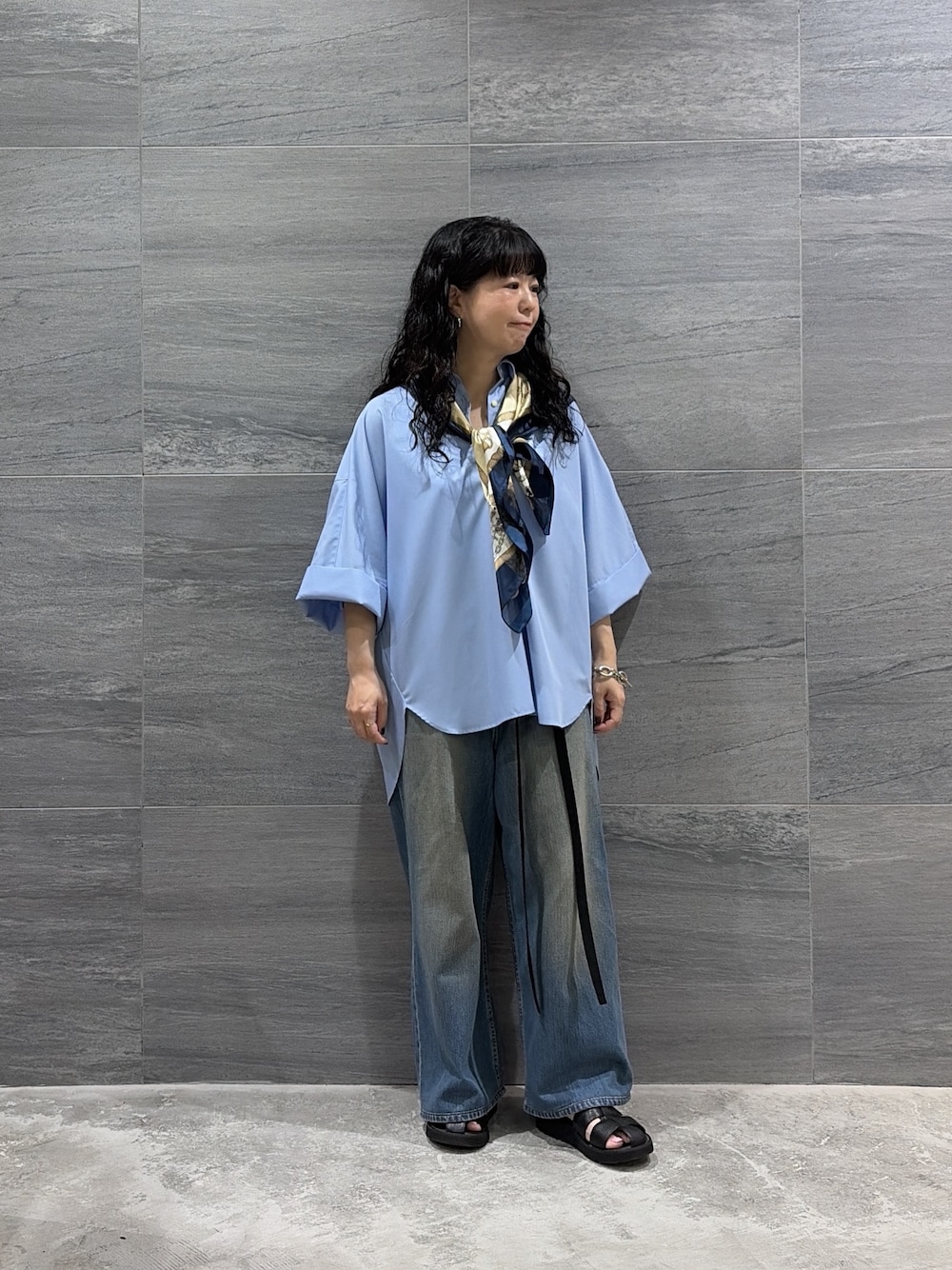 新品 プリーツスカート & ハーフスリーブシャツ 　春夏コーデ ハーフスリーブシャツ」のレディース人気ファッションコーディネート