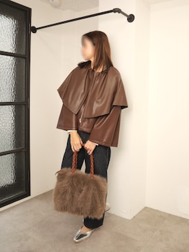 「DOLLUPOOPS（ドールアップウップス）のアイテム」を使った、DOLLUPOOPS_TEVALTさん（レディース・165cm）の冬コーディネート