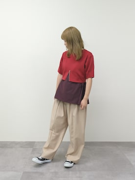 「レッド」｜「アイテム（スラックス）」を使った、DOLLUPOOPS_TEVALTさん（レディース・158cm）の秋コーディネート