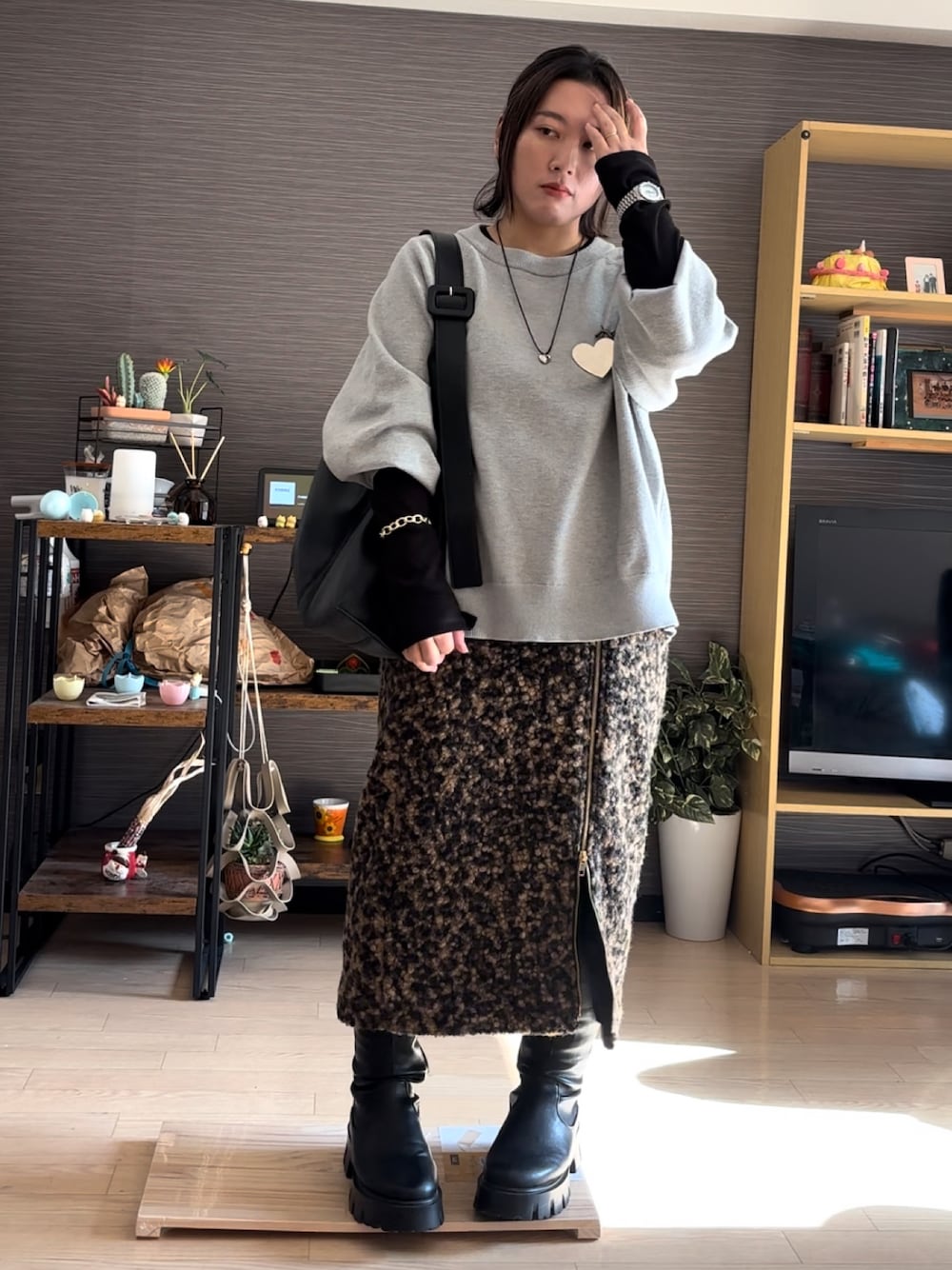 真波(Manami)さんの「【ゆったり幅広】厚底ストレッチロングブーツ（ワイズ４Ｅ）（nissen）」を使ったコーディネートの1枚目の写真