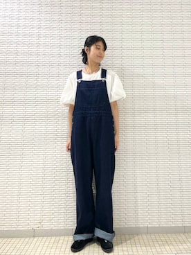 「アイテム（サロペット/オーバーオール、ブルー系）」を使った、ナガタエリさん（レディース・158cm）の夏コーディネート