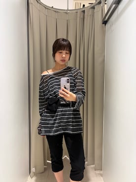 「KBF（ケイビーエフ）のシアーボーダールーズニット（ニット/セーター、グレー系）」を使った、ナガタエリさん（レディース・158cm）の秋コーディネート