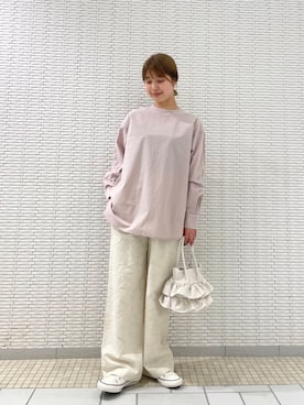 「ウェーブ×カジュアル」｜「アイテム（スニーカー）」を使った、erieri1002さん（レディース・158cm）の冬コーディネート