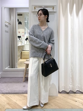 「アイテム（その他シューズ、グレー系）」を使った、YUさん（レディース・153cm）の秋コーディネート