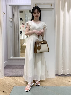「Andemiu（アンデミュウ）のキャンバズフラップバッグ656272（トートバッグ、ブラウン系）」を使った、YUさん（レディース）の春コーディネート