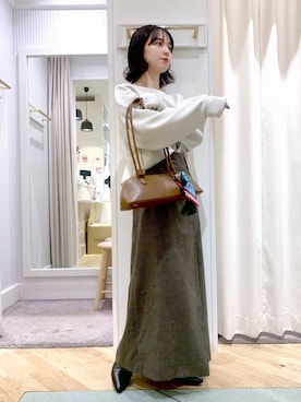 「アイテム（チャーム）」を使った、YUさん（レディース・153cm）の秋コーディネート