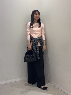 「SENSE OF PLACE by URBAN RESEARCH(センスオブプレイスバイアーバンリサーチ)の『洗濯可』抗ピル ストレッチリブドレープセーター(ニット/セーター、ピンク系)」を使った、ainoさん(レディース・156cm)の秋コーディネート