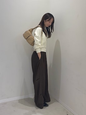 「SENSE OF PLACE by URBAN RESEARCH(センスオブプレイスバイアーバンリサーチ)の『洗濯可』抗ピルポケットデザインカーディガン(カーディガン/ボレロ、ホワイト系)」を使った、ainoさん(レディース・156cm)の秋コーディネート