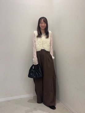 「SENSE OF PLACE by URBAN RESEARCH(センスオブプレイスバイアーバンリサーチ)の『洗濯可』2WAYコンパクトループベスト(ベスト、ホワイト系)」を使った、ainoさん(レディース・156cm)の秋コーディネート