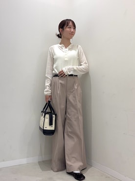 「アイテム（バレエシューズ）」を使った、ainoさん（レディース・156cm）の秋コーディネート