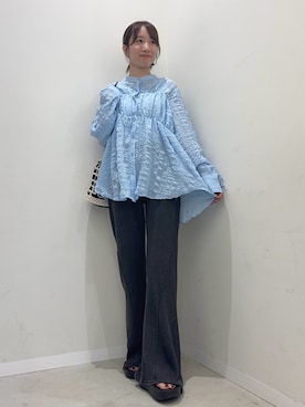 「SENSE OF PLACE by URBAN RESEARCH（センスオブプレイスバイアーバンリサーチ）のコードシシュウベロアバッグ（ハンドバッグ）」を使った、ainoさん（レディース・156cm）の夏コーディネート