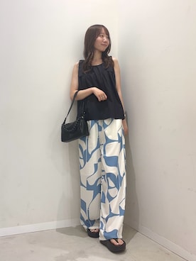 「SENSE OF PLACE by URBAN RESEARCH(センスオブプレイスバイアーバンリサーチ)のショルダーリボンブラウス(シャツ/ブラウス、ブラック系)」を使った、ainoさん(レディース・156cm)の夏コーディネート