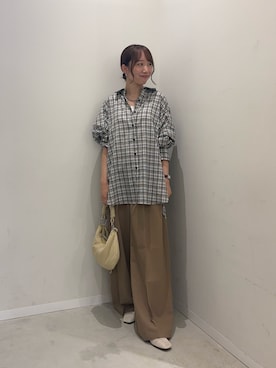 「SENSE OF PLACE by URBAN RESEARCH(センスオブプレイスバイアーバンリサーチ)の『接触冷感』UVケアチェックルーズシャツ(シャツ/ブラウス、ホワイト系)」を使った、ainoさん(レディース・156cm)の夏コーディネート