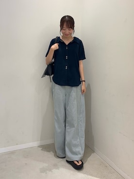 「SENSE OF PLACE by URBAN RESEARCH(センスオブプレイスバイアーバンリサーチ)のハーフスリーブカットシャツ(シャツ/ブラウス、ブルー系)」を使った、ainoさん(レディース・156cm)の夏コーディネート