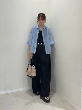 「SENSE OF PLACE by URBAN RESEARCH(センスオブプレイスバイアーバンリサーチ)のハーフスリーブルーズシアーシャツ(シャツ/ブラウス、ブルー系)」を使った、ainoさん(レディース・156cm)の夏コーディネート