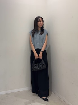 「SENSE OF PLACE by URBAN RESEARCH(センスオブプレイスバイアーバンリサーチ)の『洗濯可』ラメシャギーフロントボタンノースリーブニット(ニット/セーター、ブルー系)」を使った、ainoさん(レディース・156cm)の夏コーディネート