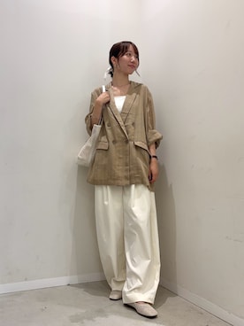 「SENSE OF PLACE by URBAN RESEARCH(センスオブプレイスバイアーバンリサーチ)の『接触冷感』シアーストライプテーラードジャケット(その他アウター、ベージュ系)」を使った、ainoさん(レディース・156cm)の夏コーディネート