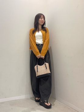 「SENSE OF PLACE by URBAN RESEARCH(センスオブプレイスバイアーバンリサーチ)の『洗濯可』UVケアシアーリブカーディガン(カーディガン/ボレロ、オレンジ系)」を使った、ainoさん(レディース・156cm)の夏コーディネート