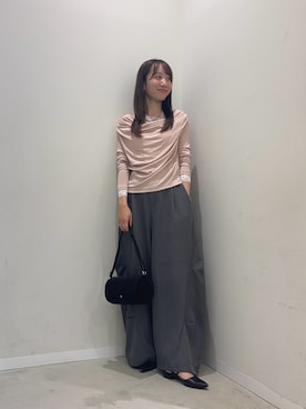 「SENSE OF PLACE by URBAN RESEARCH(センスオブプレイスバイアーバンリサーチ)のレースレイヤードドレープトップ(Tシャツ/カットソー、ピンク系)」を使った、ainoさん(レディース・156cm)の秋コーディネート
