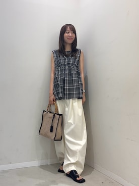 「SENSE OF PLACE by URBAN RESEARCH(センスオブプレイスバイアーバンリサーチ)のウエストギャザーチェックペプラムブラウス(シャツ/ブラウス、ブラック系)」を使った、ainoさん(レディース・156cm)の夏コーディネート