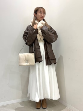 「アイテム（カバーオール）」を使った、ainoさん（レディース・157cm）の秋コーディネート