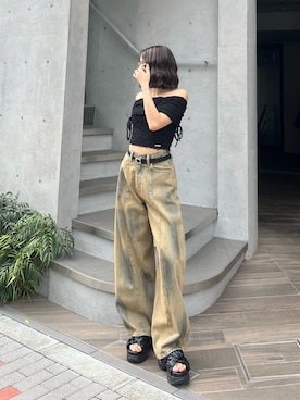 「EMODA（エモダ）のシングルブリッジアイウェア（サングラス、ゴールド系）」を使った、李　相美さん（レディース・162cm）の夏コーディネート